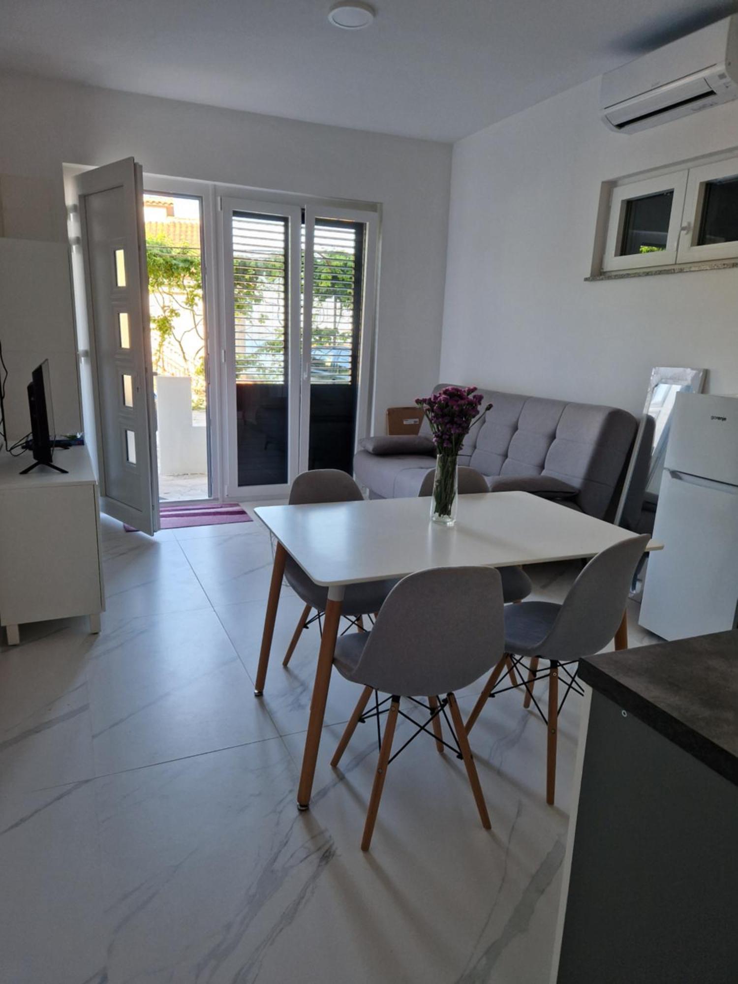 Apartman Bauer - Omis- Nemira Kültér fotó